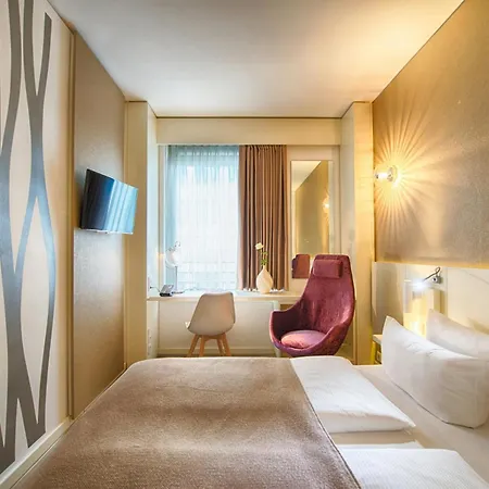Hotell Leonardo Mitte 4*