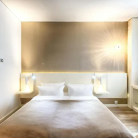 Leonardo Mitte 4*