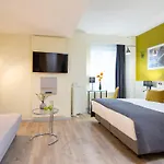 Otel Leonardo Mitte 4*