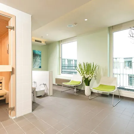Leonardo Mitte Hotel 4*