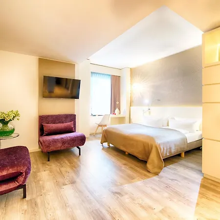 Leonardo Mitte 4* Berlin