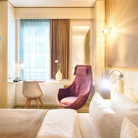 Hotel Leonardo Mitte 4*