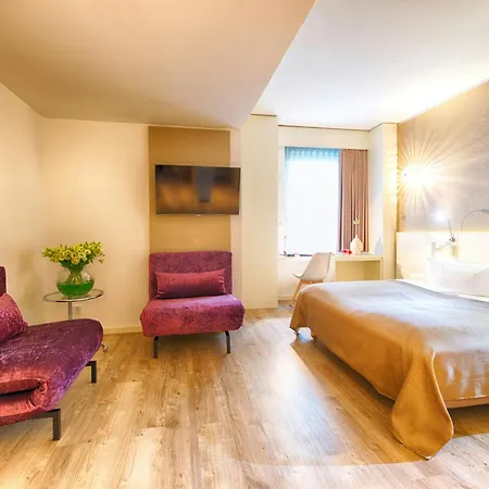 Leonardo Mitte 4* Berlín