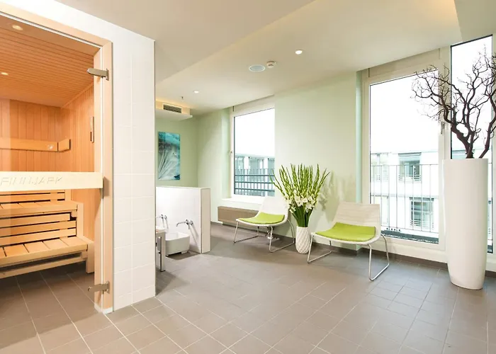 Leonardo Mitte Hotel 4*