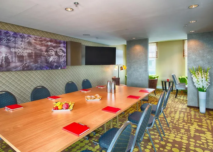 Hotel Leonardo Mitte 4*